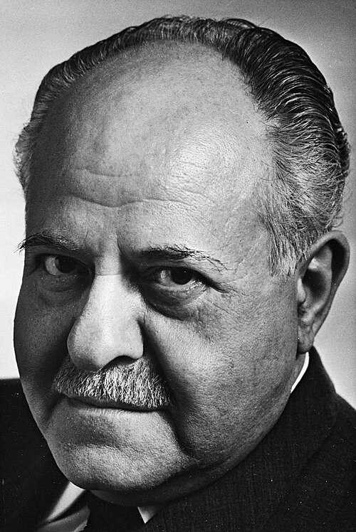 Moshe Sneh