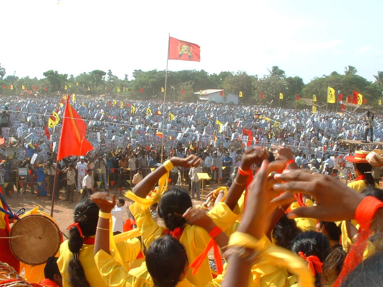Pongu Tamil 2003